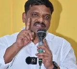 Teenmar Mallanna warning to Congress leaders