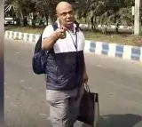 Denied Leave West Bengal Man Stabs 4 Colleagues Then Walks Around With Knife