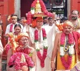 AMR India chairman present gold crown to Kondagattu Anjanna