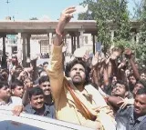 Pawan Kalyan Takes Selfie with Students During Tamil Nadu Visit – Watch Video!