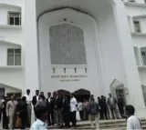 Accused Throws Shoe at Judge in Rangareddy District Court