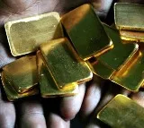 Nearly Rs 9 crore worth Gold and Diamonds seized in Mumbai airport