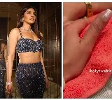 Priyanka Chopra says 'bye bye to the wedding nails'