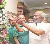 Rajinikanth Pays Tribute at Jayalalithaa’s Residence