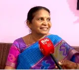 Revanth Reddy met his rented house owner of past in Vanaparti