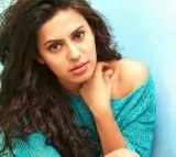 Jailed Kannada actress smuggled gold by strapping bars to her thighs, wrapped with crepe bandage