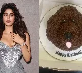 Here's what Janhvi Kapoor got as a b'day present from co-star Rohit Saraf