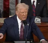 Trump threatens Russia with sanctions