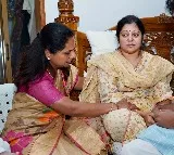 Kavitha visits Theegala Krishna Reddy family