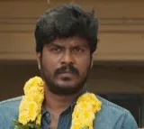 Kudumbasthan Movie Review
