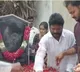 Family members pays tributes at Pranay grave