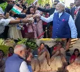 PM Modi welcomed with traditional Bihari 'Geet Gawai' in Mauritius