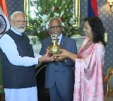 PM Modi gifts 'Maha Kumbh Jal' to Mauritius President in Port Louis