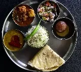 Prices of veg and non veg thali decline nearly 5 percent in February says Crisil