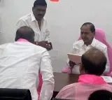Patancheru MLA Mahipal Reddy Meets KCR in Assembly Lobby