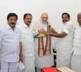 EPS meets Amit Shah in Delhi, speculations rife on possible renewal of AIADMK-BJP alliance