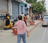 Hijra groups clash in Nandyal over begging