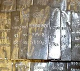 Is Investing in Silver More Profitable Than Gold? Experts Weigh In
