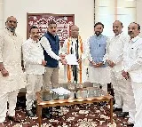 BJP MPs seek Dharmendra Pradhan's intervention to save 400-acre land near Hyderabad University