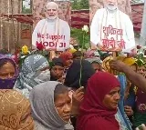 Bhopal’s Muslims burst firecrackers in support of Waqf (Amendment) Bill