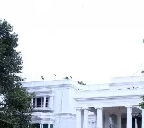 Techie Attempts Suicide at Bengaluru Raj Bhavan Alleging Harassment by Wife