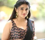 ఏప్రిల్ 18న రాబోతోన్న ‘డియర్ ఉమ’ అందరికీ అవగాహన కల్పించేలా ఉంటుంది.. చిత్ర నిర్మాత, రచయిత, హీరోయిన్ సుమయ రెడ్డి