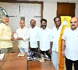 Chandrababu Naidu Launches Mana Chandranna Book