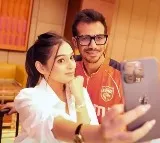 Mahvashs Reaction to Chahals Stunning IPL Performance