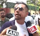 Robert Vadra Announces Entry into Politics