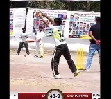 Viral Video Unbelievable Bowling Action