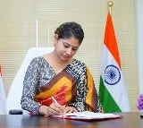 Smitha Sabarwal Faces Congress Leaders Ire