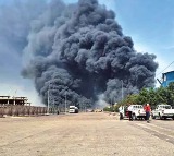 Massive Explosion Rocks Bandar Abbas Port in Iran