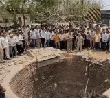 10 Dead After Van Falls into Well Filled with Toxic Gas in Madhya Pradesh
