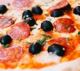 Ready to eat meals frozen pizza can kill you early in life warns study