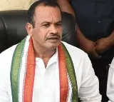 KCR Accused of Bowing Before Sonia Gandhi Komatireddys Strong Remarks