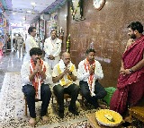 Ramakrishna Seeks Blessings for Amaravatis Reconstruction