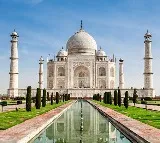 Supreme Courts Key Remarks on Tree Felling Near Taj Mahal