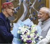 Omar Abdullah Meets PM Modi After Pahalgham Attack