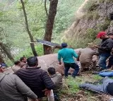 Uttarkashi Helicopter Crash Kills Four Gangotri Pilgrims