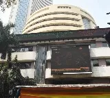 Tensions betwenn India and Pakistan Trigger Stock Market Crash