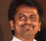 When actor Vijayakanth performed a dangerous stunt and gave credit for it to a body double!