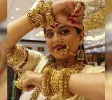Gold Price Slumps Will it Fall to 88000