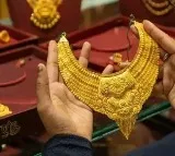Gold Price surges again towards Rs 1 lakh mark