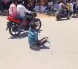 Srikalahasti Man Protests Drinking on Road Due to No Sitting Rooms