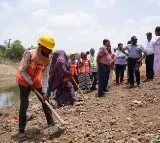 Gujarat: Vishwamitri riverfront project nears completion as monsoon looms