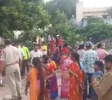 Alwal Lake Encroachment HMDA Demolishes Illegal Buildings