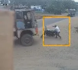 Lorry hits bike youth Escaped in Aswaraopeta