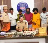 Karimnagar Police Arrested Fake Baba Gang Involved in Gold Scam