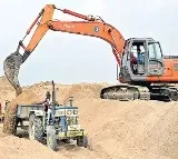 Ponnam Prabhakar Announces Free Sand for Indiramma Housing Scheme