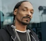 Snoop Dogg celebrates 28 years of marital bliss